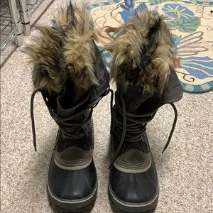 Sorel snow boats